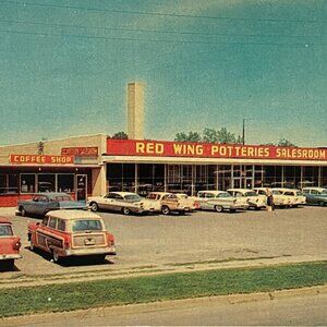 1960 Red Wing Potteries Salesroom Minnesota 50s Cars Postcard 38700-B Dexter